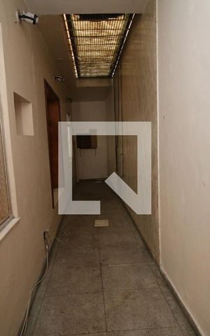 Casa à venda com 339m², 5 quartos e 1 vagaÁrea de Serviço