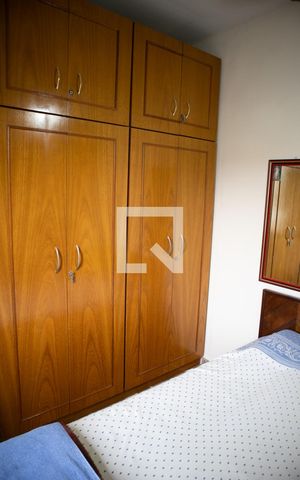 Casa à venda com 156m², 4 quartos e 2 vagas Casa à venda com 156m², 4 quartos e 2 vagasQuarto 3