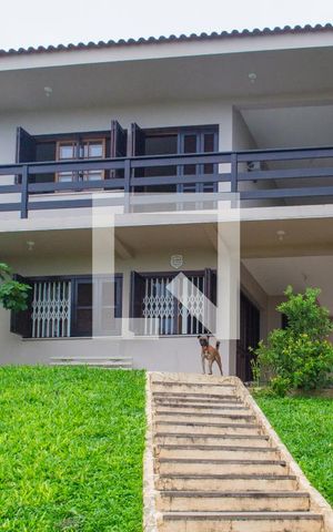 Casa à venda com 267m², 3 quartos e 1 vaga Casa à venda com 267m², 3 quartos e 1 vagaÁrea Externa
