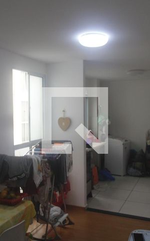 Apartamento para alugar com 40m², 2 quartos e 1 vagaSala e cozinha 