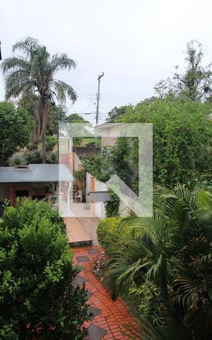 Casa à venda com 226m², 4 quartos e 1 vaga Casa à venda com 226m², 4 quartos e 1 vagaVista da Sacada