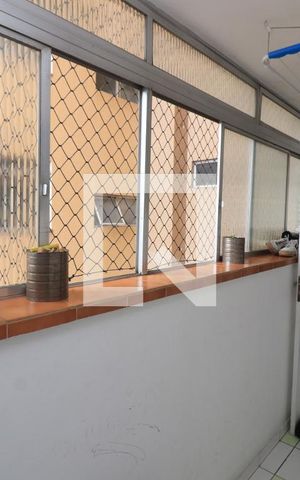 Apartamento à venda com 94m², 3 quartos e 1 vagaÁrea de Serviço