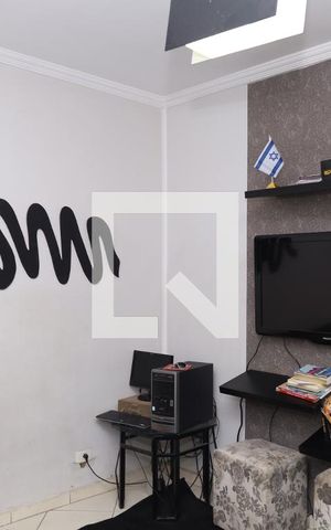 Casa à venda com 100m², 2 quartos e 2 vagasSala