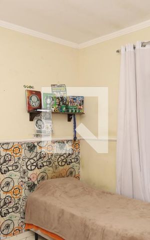 Casa à venda com 100m², 2 quartos e 2 vagasQuarto 1