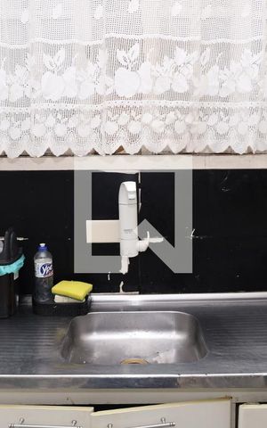Casa à venda com 100m², 2 quartos e 2 vagasCozinha