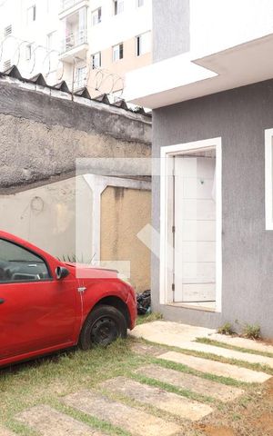 Casa à venda com 100m², 2 quartos e 2 vagasGaragem
