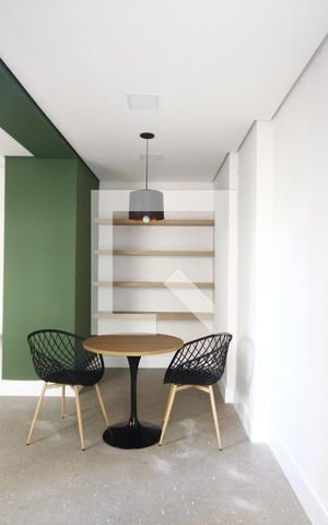 Apartamento à venda com 34m², 2 quartos e sem vagaCoworking