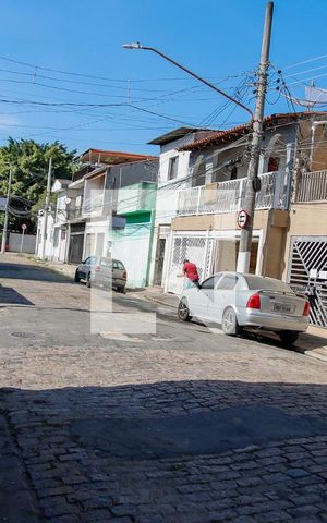 Casa para alugar com 220m², 3 quartos e 1 vaga Casa para alugar com 220m², 3 quartos e 1 vagaVista da Rua
