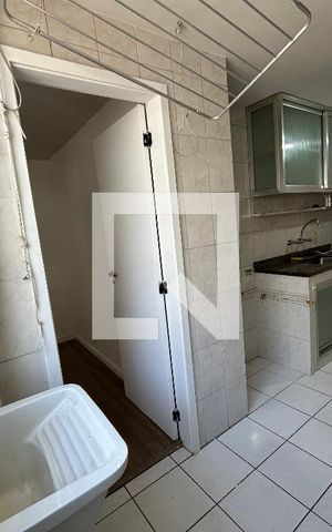 Apartamento à venda com 85m², 2 quartos e 1 vagaÁrea de Serviço