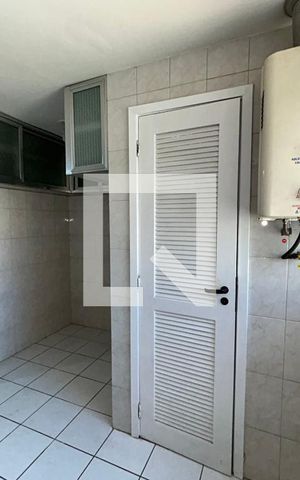 Apartamento à venda com 85m², 2 quartos e 1 vagaÁrea de Serviço