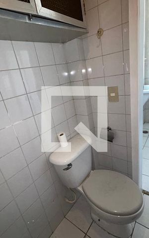 Apartamento à venda com 85m², 2 quartos e 1 vagaBanheiro de serviço
