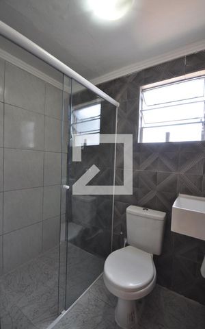 Casa para alugar com 72m², 2 quartos e 1 vagaBanheiro