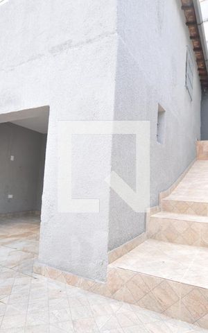 Casa para alugar com 72m², 2 quartos e 1 vagaGaragem