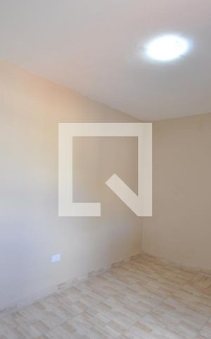 Casa para alugar com 72m², 2 quartos e 1 vagaQuarto 1