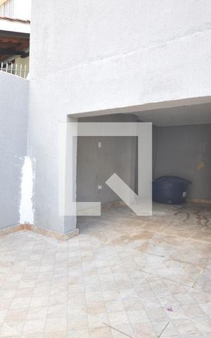 Casa para alugar com 72m², 2 quartos e 1 vagaGaragem