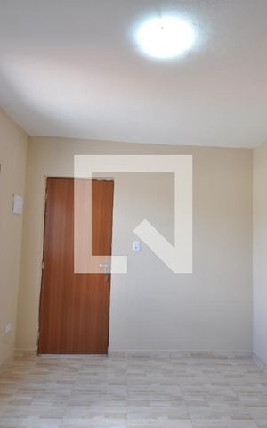 Casa para alugar com 72m², 2 quartos e 1 vagaQuarto 1
