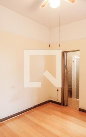 Casa à venda com 95m², 2 quartos e sem vaga Casa à venda com 95m², 2 quartos e sem vagaQuarto 2 - Suíte