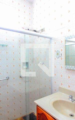 Casa à venda com 95m², 2 quartos e sem vaga Casa à venda com 95m², 2 quartos e sem vagaBanheiro