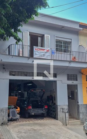 Casa à venda com 95m², 2 quartos e sem vaga Casa à venda com 95m², 2 quartos e sem vagaFachada