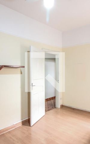 Casa à venda com 95m², 2 quartos e sem vaga Casa à venda com 95m², 2 quartos e sem vagaQuarto 1