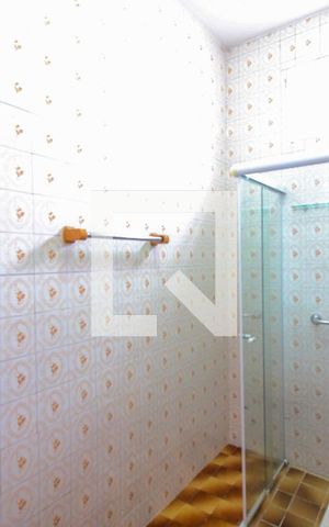 Casa à venda com 95m², 2 quartos e sem vaga Casa à venda com 95m², 2 quartos e sem vagaBanheiro