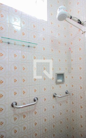 Casa à venda com 95m², 2 quartos e sem vaga Casa à venda com 95m², 2 quartos e sem vagaBanheiro