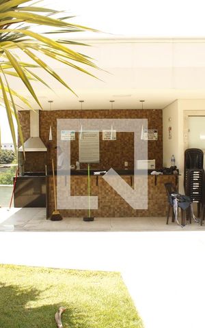 Apartamento para alugar com 55m², 2 quartos e 1 vagaÁrea comum - Churrasqueira
