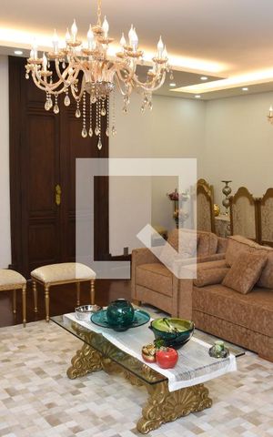 Casa à venda com 1000m², 3 quartos e 6 vagasSala