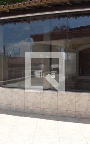 Casa à venda com 1000m², 3 quartos e 6 vagasVista da Suíte 3