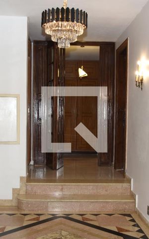 Casa à venda com 1000m², 3 quartos e 6 vagasSala
