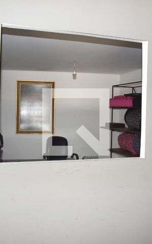 Casa à venda com 1000m², 3 quartos e 6 vagasEscritório