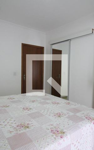 Casa à venda com 177m², 3 quartos e 2 vagasSuíte