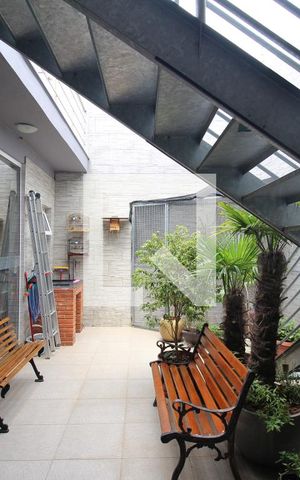 Casa à venda com 177m², 3 quartos e 2 vagasÁrea externa