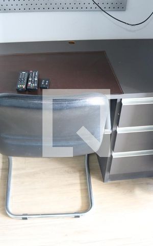 Apartamento para alugar com 30m², 1 quarto e 1 vagamesa de trabalho 