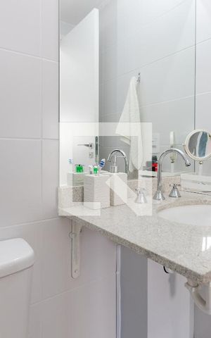 Apartamento para alugar com 62m², 2 quartos e 1 vaga Apartamento para alugar com 62m², 2 quartos e 1 vagaBanheiro