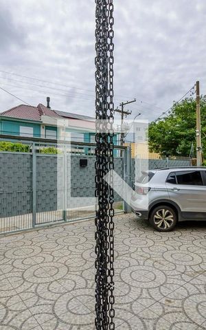 Casa à venda com 170m², 5 quartos e 3 vagas Casa à venda com 170m², 5 quartos e 3 vagasEntrada