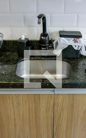Casa à venda com 170m², 5 quartos e 3 vagas Casa à venda com 170m², 5 quartos e 3 vagasCozinha