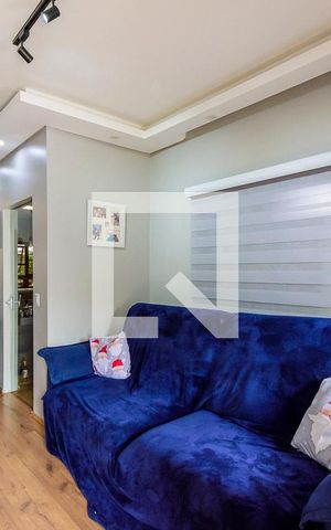 Casa à venda com 170m², 5 quartos e 3 vagas Casa à venda com 170m², 5 quartos e 3 vagasSala
