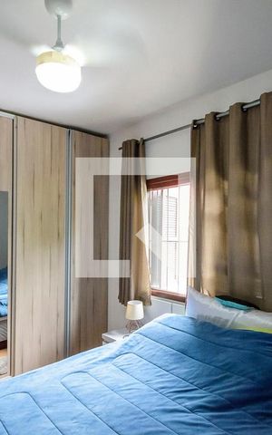 Casa à venda com 170m², 5 quartos e 3 vagas Casa à venda com 170m², 5 quartos e 3 vagasSuíte