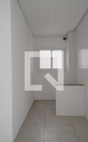 Apartamento à venda com 102m², 2 quartos e 2 vagas Apartamento à venda com 102m², 2 quartos e 2 vagasCozinha e Área de Serviço