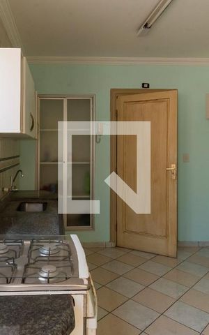 Apartamento à venda com 143m², 4 quartos e sem vagaCozinha