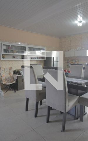Casa à venda com 300m², 2 quartos e 1 vagaCozinha
