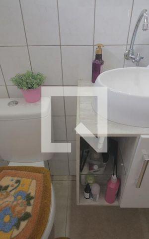 Casa à venda com 300m², 2 quartos e 1 vagaBanheiro 2
