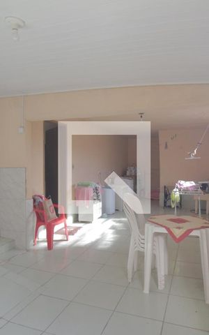 Casa à venda com 300m², 2 quartos e 1 vagaGaragem