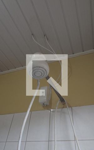 Casa à venda com 300m², 2 quartos e 1 vagaBanheiro 2
