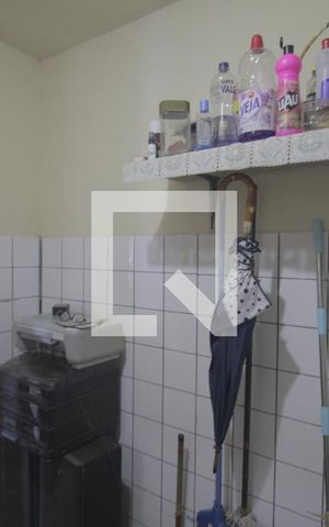 Casa à venda com 300m², 2 quartos e 1 vagaÁrea de Serviço