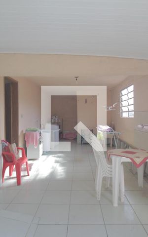Casa à venda com 300m², 2 quartos e 1 vagaGaragem