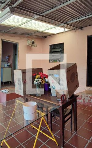 Casa à venda com 121m², 2 quartos e 2 vagasQuintal