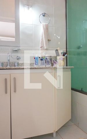 Casa à venda com 220m², 3 quartos e 4 vagasBanheiro da Suíte