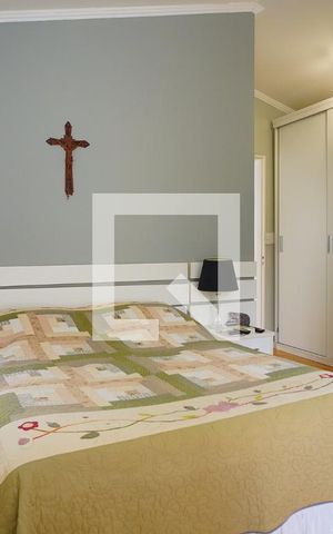 Casa à venda com 220m², 3 quartos e 4 vagasSuíte